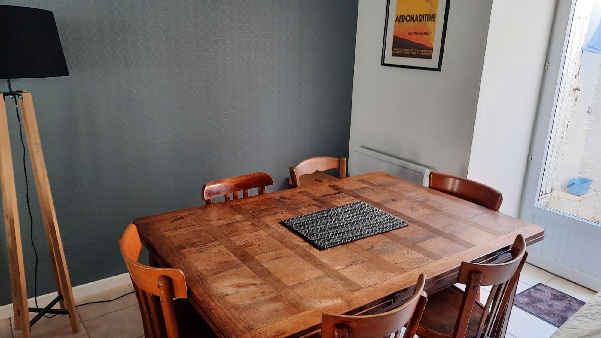 Maison De Pecheur Renovee Avec Cour Proche Du Port 莱萨布勒-多洛讷 外观 照片